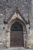 Saint-Emilion. <br> Le portail de l'église des dominicains.