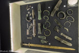 Musée d'Aquitaine. <br> Dépôts de l’âge du Bronze final.
Epée de type Môhringen (près de Stuttgart) Bordeaux
Epée, lame de poignard, fers de lance, pointe de lance, haches, boutons, anneaux et attache, Bronze.
Hache à talon et anneau, hache à douille et anneau, garde et lame d’épée, bracelets, Bronze
Haches à talon et anneau, bracelets, poignard, garde d’épée, Bronze