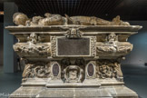 Musée d'Aquitaine. <br> Monument funéraire de Michel de Montaigne.