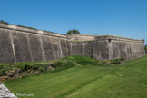 Citadelle de Blaye<br>. Le bastion Saint Romain et sa guérite en pierre, restaurée en 1995. Une seconde guérite en pierre a été remontée en 1998.