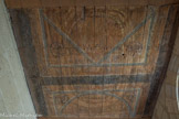 Citadelle de Blaye<br>. Le couvent des Minimes. Traces de décor peint du XVIIe. Roses et feuilles de chêne.