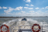 Départ pour le phare de Cordouan.<br> La barge de débarquement.