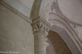 Talmont <br> Animaux (oiseaux et lions). Chapiteaux de la croisée du transept.