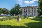 L'hôtel de Ville.