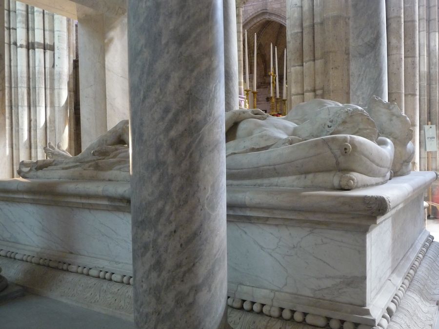 stdenis-necropole014henriII_catherine_medicis0005