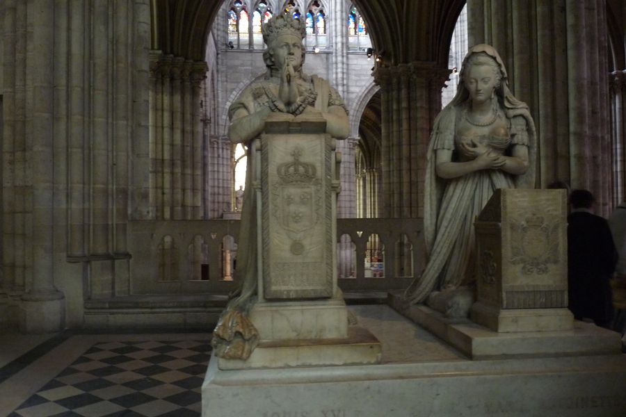 stdenis-necropole021louisXVI_marieantoinette