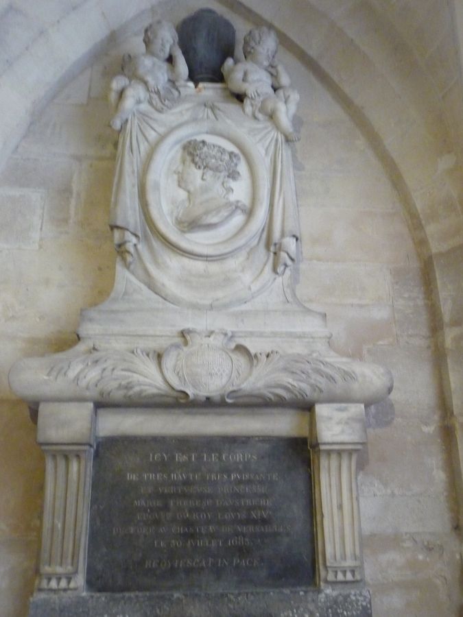 stdenis-necropole052P1060576