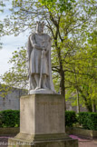 <center>Château de Vincennes</center> Staue de Saint Louis.