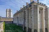 <center>Château de Vincennes</center> La tour du Roi.