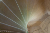 <center>Château de Vincennes</center> L'escalier royal de Charles V, un des plus grands qui nous restent du XIVe : les marches ont deux mètres de long.
