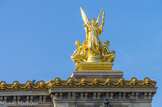 <center><center>Opéra Garnier. </center></center>La Poésie par Charles Gumery (1827–1871), groupe en bronze doré.