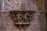 <center>Les stalles</center>Miséricorde.