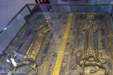 <center>Jean et Blanche de France</center>Jean et Blanche de France, morts en 1248 et 1243. Fils et fille de Saint Louis et de Marguerite de Provence. Provenance : abbaye de Royaumont. A Saint-Denis vers 1820. Atelier limousin, vers 1250, cuivre doré, émaux champlevés.