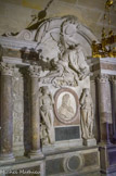 <center> La crypte. </center>Gaston d’Orléans. 1608-1660. Duc d’Orléans, fils d’Henri IV, frère de Louis XIII. Fragment d’un tombeau. Pierre tombale, texte copié d’après la plaque de son cercueil. 1840, marbre.