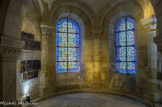 <center> La crypte. </center>La crypte de Suger.
Pour établir l'assise de sa cathédrale, Suger fit construire une crypte bordée de sept chapelles rayonnantes, exactement situées sous les chapelles rayonnantes du déambulatoire au-dessus.