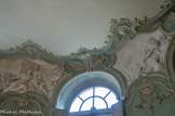 <center></center><center>Hôtel de Soubise. Archives Nationales.</center>Le salon ovale. Les écoinçons des arcades sont ornés de huit hauts-reliefs en plâtre. La Fable et la Vérité, L'Arithmétique de Jean-Baptiste II Lemoyne