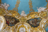 <center></center><center>Hôtel de Soubise. Archives Nationales.</center>Salon ovale. Corniche du plafond : 