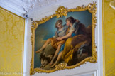 <center></center><center>Hôtel de Soubise. Archives Nationales.</center>Petite chambre de la Princesse. Quatre dessus-de-porte, qui figuraient dans la salle de compagnie des petits appartements sur la rue des Archives, y ont été remontés en 1862-1867 : l'Amitié de Castor et Pollux (Carle Van Loo, Salon de 1738).