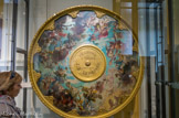 <center></center><center>Ancien plafond de l'opéra. </center>La première coupole du plafond de la grande salle est due au pinceau du peintre préféré de Napoléon III, Jules Eugène Lenepveu (Angers, 1819 - Paris, 1898), Grand Prix de Rome en 1847. Cette peinture est aujourd'hui dissimulée par une seconde de Chagall, accrochée sous l'œuvre originelle.