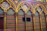 <center></center><center>La Sainte-Chapelle.  </center>A droite, saint Etienne.