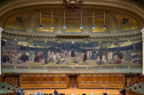 <center>Le grand amphithéâtre de la Sorbonne. </center>Au fond, la vaste composition, 