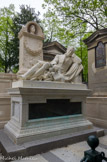 <center>Le cimetière du Père Lachaise </center> L.T.J. Visconti. Tombeau par Leharivel-Durocher.