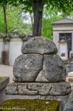 <center>Le cimetière du Père Lachaise </center> Bled.
