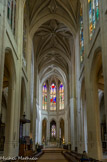 <center></center><center>L'église Saint-Gervais.</center> On trouve deux niveaux d'élévation avec de grandes arcades en arcs brisés et des fenêtres hautes à remplages. L'église Saint-Gervais-Saint-Protais de Paris possède une voûte quadripartite dans la nef.