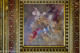 <center><center>Salon des arcades.</center></center>Au plafond du salon des lettres, Jules Lefèvre représente « les muses parisiennes, unies dans le ciel, qui font un cortège triomphal à la ville de Paris drapée de rouge. »