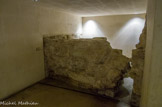 <center>Le Louvre médiéval.</center> La tour de la Fauconnerie, dont l'emplacement est marqué sur le sol de cette salle, construite sous Philippe Auguste, occupait l'angle nord-ouest du château. En 1367, Charles V y fît transférer sa bibliothèque du palais de la Cité : la tour prit alors le nom de tour de la Librairie. 
La 