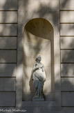 <center>Le Pavillon de Musique</center>L'été, avec des épis de blé.