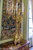 <center>Musée Nissim de Camondo</center>La salle à manger. Les candélabres en bronze ciselé et doré disposés sur la paire de bas d’armoire estampillée Leleu, frappent par la richesse de leur modèle et datent de la fin du XVIIIe siècle.
