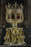 <center>Le Trésor de Notre-Dame. </center> Reliquaire de la couronne d'épines bronze dorer, argent doré, sciemment, émeraude, saphir, pierres précieuses. P. Poussielgue – Rusand. 1862.