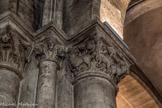 <center></center><center>Eglise Saint-Germain-des-Prés. </center> Chapiteaux à l'entrée d'une chapelle carrée.