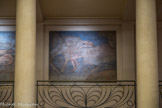 <center>Théâtre des Champs-Élysées.</center>Léda et son cygne.