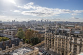 <center></center><center>Le quartier des Olympiades, complètement à gauche, un des bâtiment de la BNF.</center>