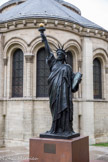 <center></center><center>Musée des Arts et Métiers.</center> La Liberté eclairant le monde.
