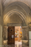 <center></center><center>Musée des Arts et Métiers.</center> Le Prieuré ou Abbaye Saint-Martin-des-Champs. Porte d'entrée de l'ancien réfectoire.