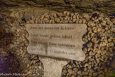 <center></center><center>Les Catacombes de Paris. </center>