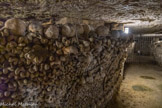 <center></center><center>Les Catacombes de Paris. </center>