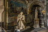 <center></center><center>Église Saint-Germain-l'Auxerrois.</center>La chapelle Saint-Landry. Étienne III d'Aligre (1592-1677), chancelier de France, par Laurent Magnier. Les peintures, de Joseph Guichard, 1843, représentent des scènes de la vie de Saint Landry, évêque de Paris au VIIe et troisième saint patron de l'église.