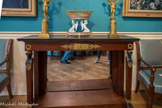 <center></center><center>Musée Marmottan Monet.</center> ANONYME
CONSOLE
Époque Empire
Acajou, bronze noir et doré, glace et marbre noir