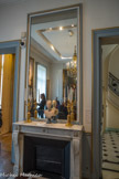 <center></center><center>Musée Marmottan Monet.</center> ANONYME, D'APRÈS LORENZO BARTOLINI
ELISA BONAPARTE BACIOCCHI Marbre. <br> ANONYME
PAIRE DE CANDÉLABRES Bronze doré. <br> ANONYME
LUSTRE Époque Empire