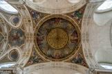 <center>Église Saint-Roch. </center> La coupole de la croisée du transept
«Le Triomphe du Christ» d'Adolphe Roger (1800-1880).