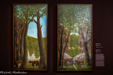 <center>Les Grands Peintres Naïfs.</center> André Bauchant
1873-1958
Ours dans la forêt
Tigres dans la forêt
1925
Huile sur toile
Tigres et Ours dans la forêt, qui fonctionnent comme des pendants, présentent une composition similaire : derrière deux arbres formant comme une arche, on aperçoit des roches ou des arbres, puis des collines boisées se reflétant dans un plan d’eau. Les effets miroirs se multiplient dans ces tableaux: similitudes d’une œuvre à rentre, qui éveillent l’excitation enfantine du jeu des sept erreurs; symétrie de la composition, très marquée dans les Tigres, qui confronte face à face les animaux, les arbres et les rochers autour d’un invisible axe central; et le reflet lui-même, qui fait office de point de fuite pour l’observateur posté devant ces toiles de format allongé. L’image de la nature sa reflétant en elle-mê