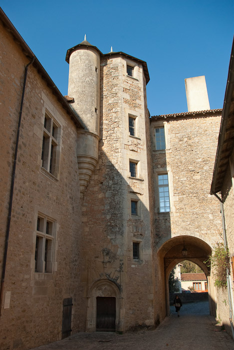 Abbaye de Nouaillé-Maupertuis.
