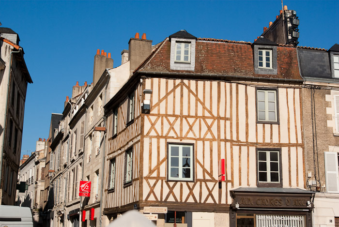 Autour de Notre-Dame-la-Grande