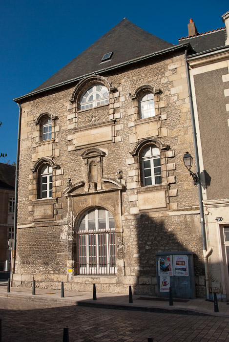 Place Montierneuf
