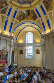 <center>Saint-Nicolas-de-Véroce</center> Sous la coupole centrale.