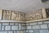 <center>Saint-Gervais-les-Bains : Eglise Notre-Dame-des-Alpes au Fayet.</center> Les sculptures extérieures sur la façade de l'église sont de François Baud.